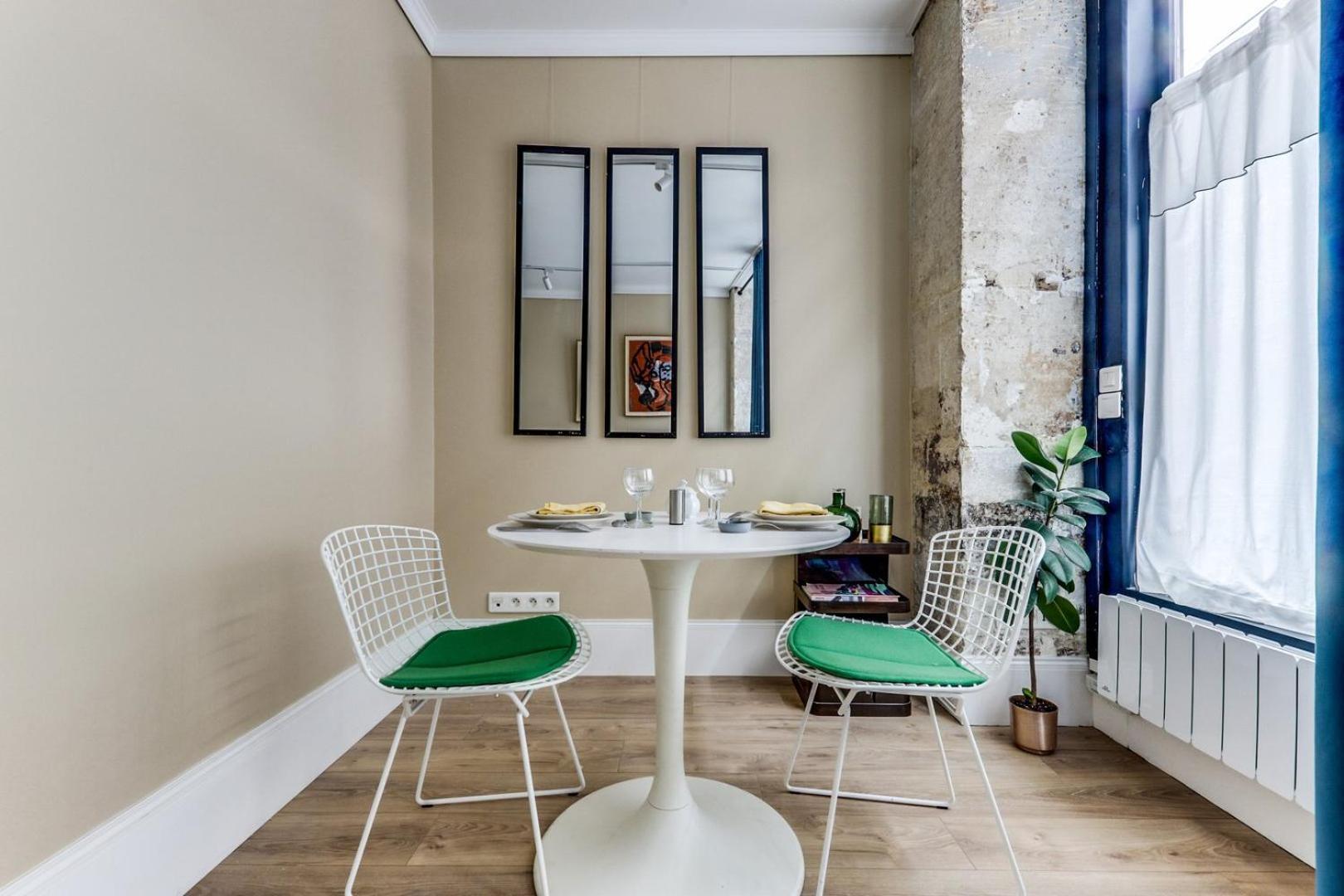 Retro Color - Renove Proche De Tour Eiffel Apartment