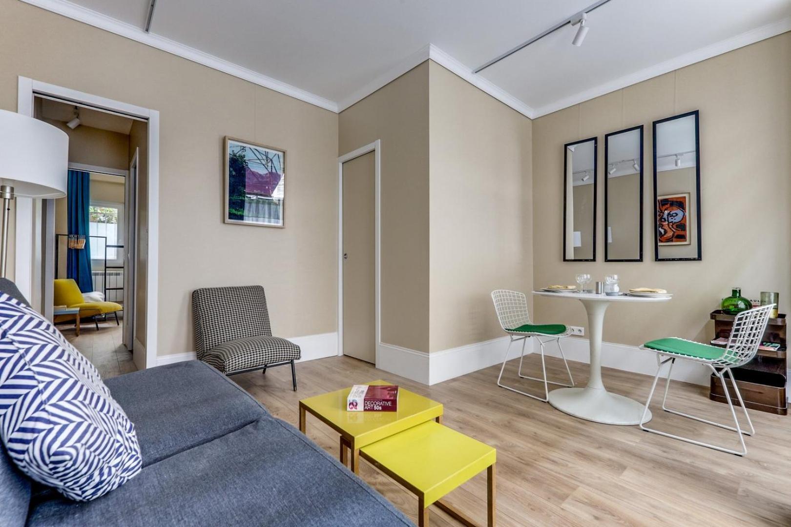 Apartment Retro Color - Renove Proche De Tour Eiffel Paris